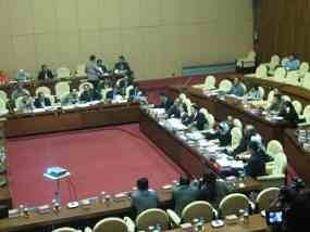 Curhat di DPR, Ibunda Alanda Tak Kuasa Menahan Tangis