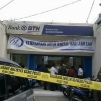 Nekat, Perampok Bersenpi Gasak Bank BTN Siang Bolong