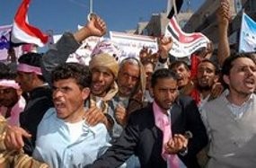 Satu Demonstran di Yaman Tewas Tertembak Polisi