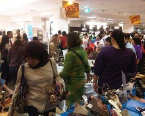 Ayo Berburu Diskon 70% di Metro Department Store