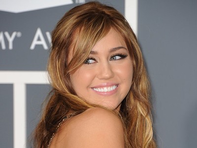 Makin Dewasa, Miley Cyrus Semakin Seksi