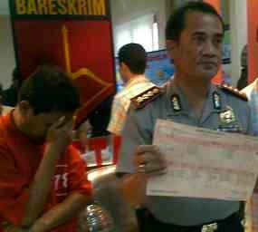 Pembuat Ribuan Dokumen Palsu Dicokok