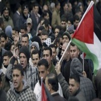 Ribuan Warga Palestina Mengecam Amerika