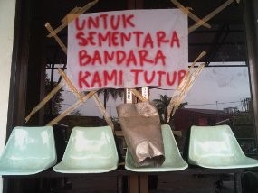 Tidak Ada Pesawat ke Perbatasan, Penumpang Rusak Bandara di Samarinda