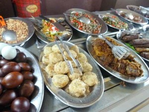 Empal Gepuk Plus Pepes Jamur Honje, Raos Pisan!
