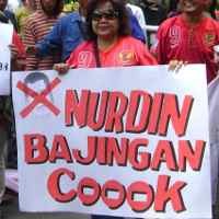 Warga Malang Demo Tuntut Nurdin Turun