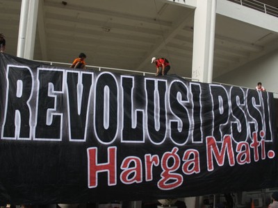 Gelombang Demo ke Kantor PSSI  