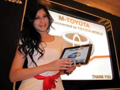 Aplikasi Mobile Pengguna Toyota