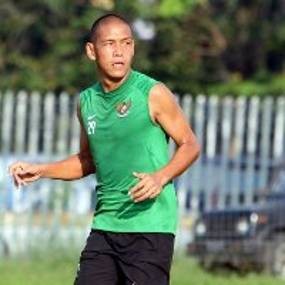 Ini Dia Alasan Nova Tetap Bersama Persib