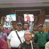 Suporter di Samarinda Sampaikan Penolakan untuk Nurdin pada DPRD