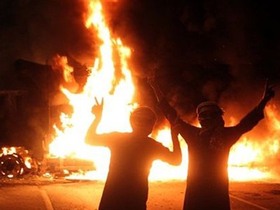 Rakyat Oman Tuntut Reformasi Politik
