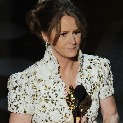 Melissa Leo Raih Piala Oscar untuk Aktris Pendukung Terbaik