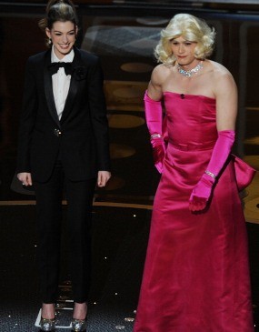 Jadi Marilyn Monroe di Oscar, James Franco Sindir Charlie Sheen