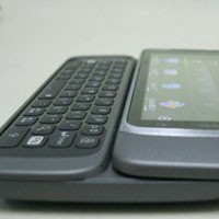 Android Gingerbread Sambangi Keluarga HTC Desire