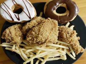 Junk Food  Picu Depresi