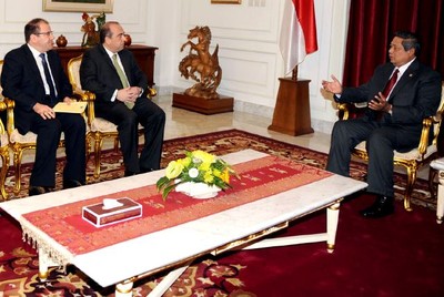 SBY Menerima Menlu Republik Siprus