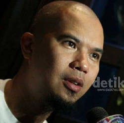 Kamera Dhani Pernah Dirampas Bodyguard Linkin Park
