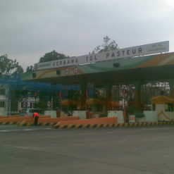 Anda Mau Masuk Bandung? Hindari Pintu Tol Pasteur