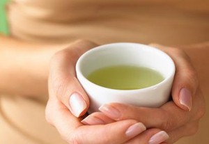2 Cangkir Teh Hijau Setiap Hari Menjauhi Risiko Flu 70%