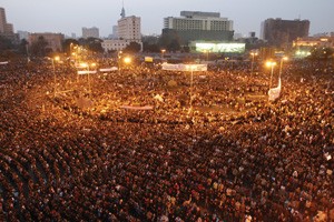 Internet, Twitter, Demokrasi dan Revolusi