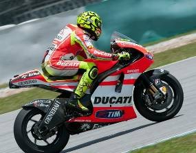 Rossi Menyesuaikan dengan Ducati, Bukan Sebaliknya
