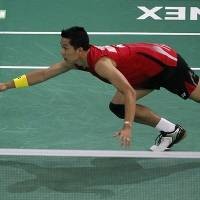 Taufik Ditumbangkan Non-unggulan