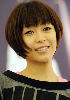 Utada Hikaru Alami Gempa Terbesar Seumur Hidupnya