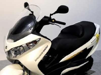 Suzuki Berbahan Bakar Hidrogen