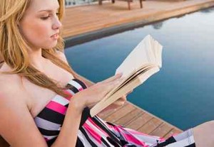 5 Manfaat Membaca Buku untuk Kesehatan