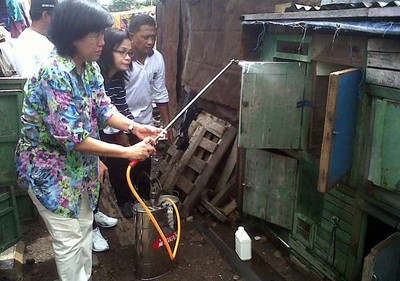 Warga Simokerto Antisipasi Flu Burung
