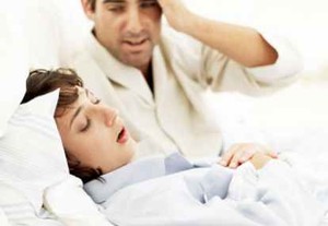 Penyebab Perempuan Ngorok Saat Tidur