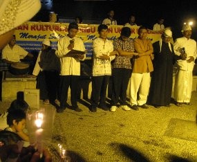 Inginkan Perdamaian, Lintas Agama di Semarang Aksi Seribu Lilin