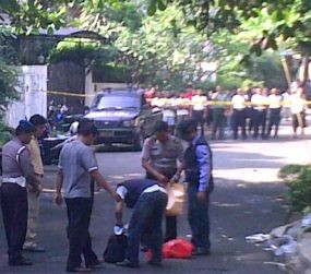 Tim Gegana Tinggalkan Pondok Indah, Garis Polisi Dibuka