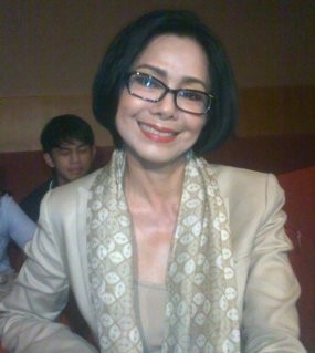 Poppy Dharsono Belum Terpikir Resmikan Pernikahan Dengan Moerdiono