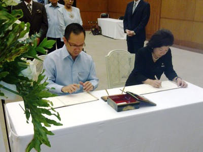 Mendag Bela Sungkawa untuk Jepang