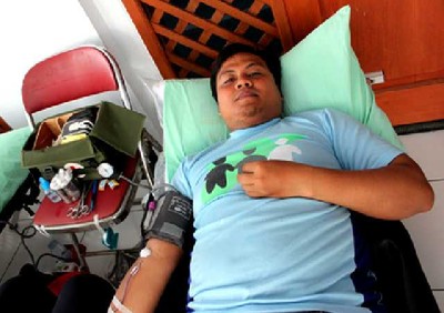 Warga Villa Mutiara Cinere Donor Darah