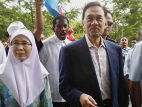 Sangkal Pemain Video Seks, Anwar Ibrahim Lapor Polisi