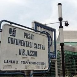 PDS HB Jassin dan Nasib Para Penjaga Taman Sastra Indonesia