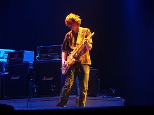 Album Solo Terbaru Frontman Sonic Youth, Beck Sebagai Produser
