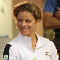 Clijsters Tak Mau Tanding di Jepang