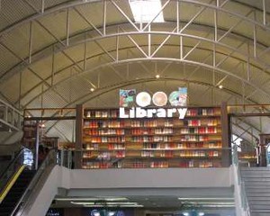 Serunya Bersantap di Perpustakaan Makanan