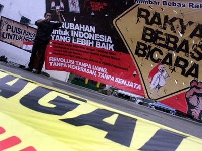 Mimbar Bebas Kelompok Anti Pemerintah