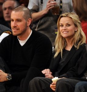 Reese Witherspoon Tak Ingin Jual Foto-foto Pernikahannya