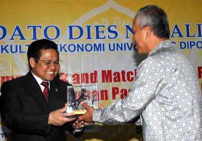 Muhaimin Hadiri Dies Natalis Fakultas Ekonomi Undip