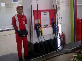 Anggota DPR Nilai Presiden Takut Naikkan Harga BBM