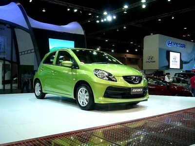 Intip Fitur Honda Brio