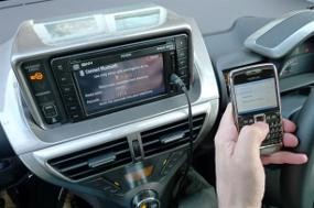 Fitur Ponsel di Mobil Masa Depan