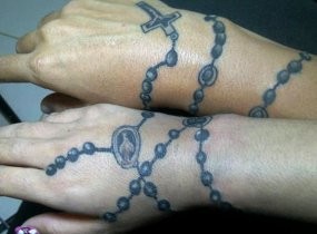 Tato Jadi Lambang Keseriusan Cinta Sheila Marcia