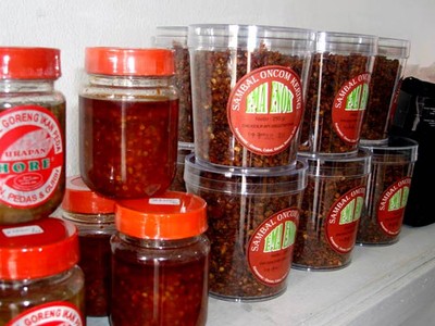 Jelajah Kuliner di Toko Serba Lada