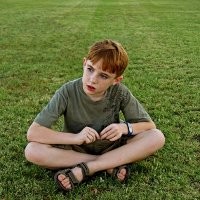 Jangan Buru-buru Masukkan Anak Autis ke Sekolah